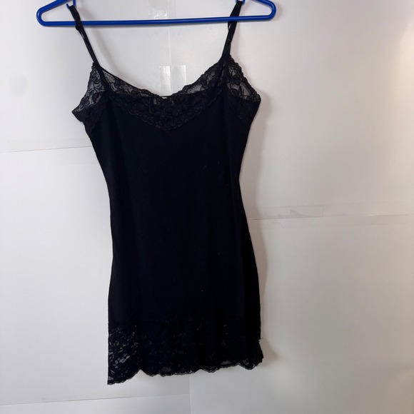 Zenana Outfitters Tops - Y2k Zenana Outfitters Lace Trim Cami Size M Black Stretch Coquette 90s Layering